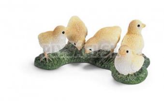Schleich - 5 Kuriatok na tráve